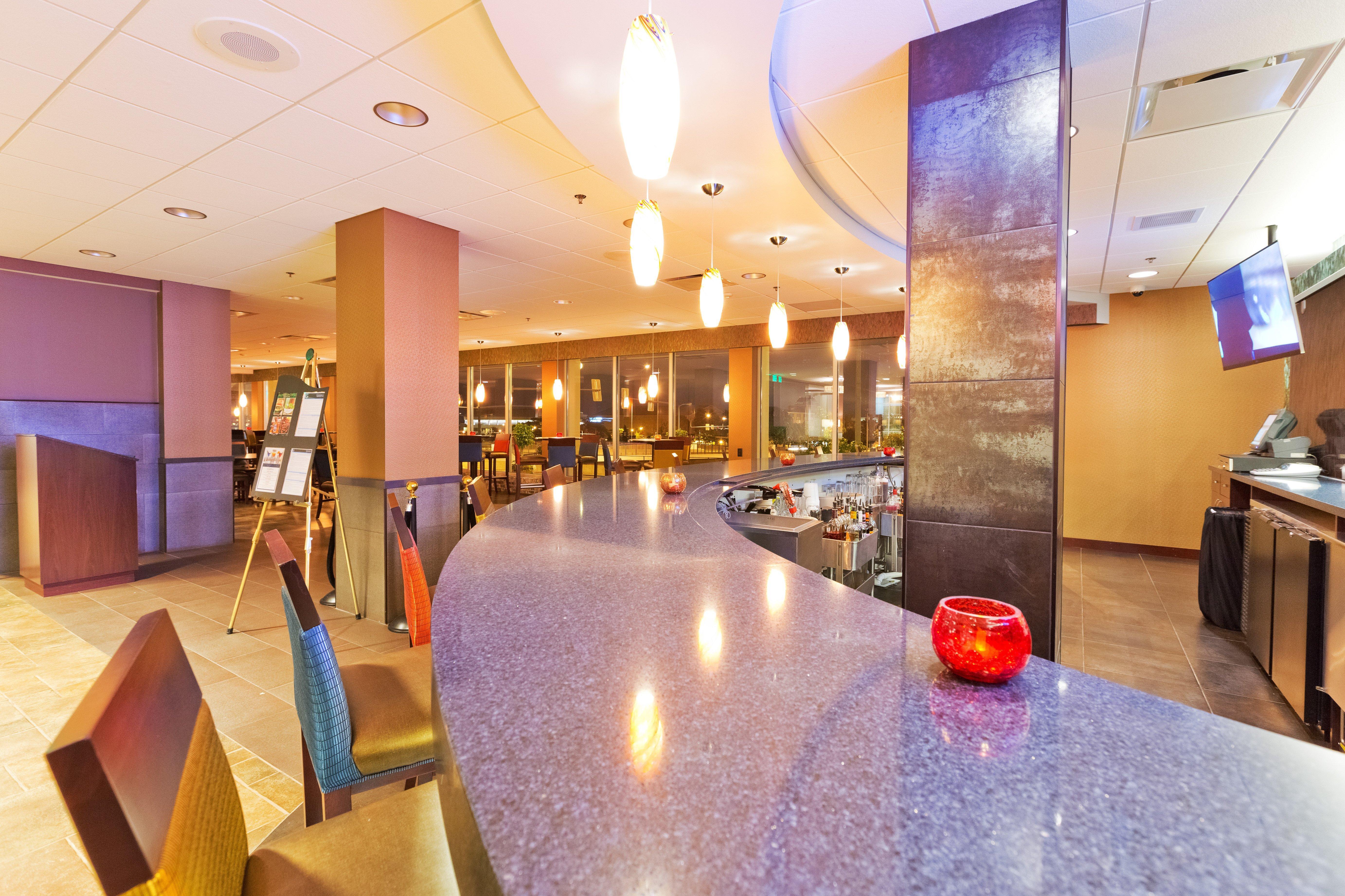 Holiday Inn Des Moines-Downtown-Mercy Campus By Ihg Exterior foto