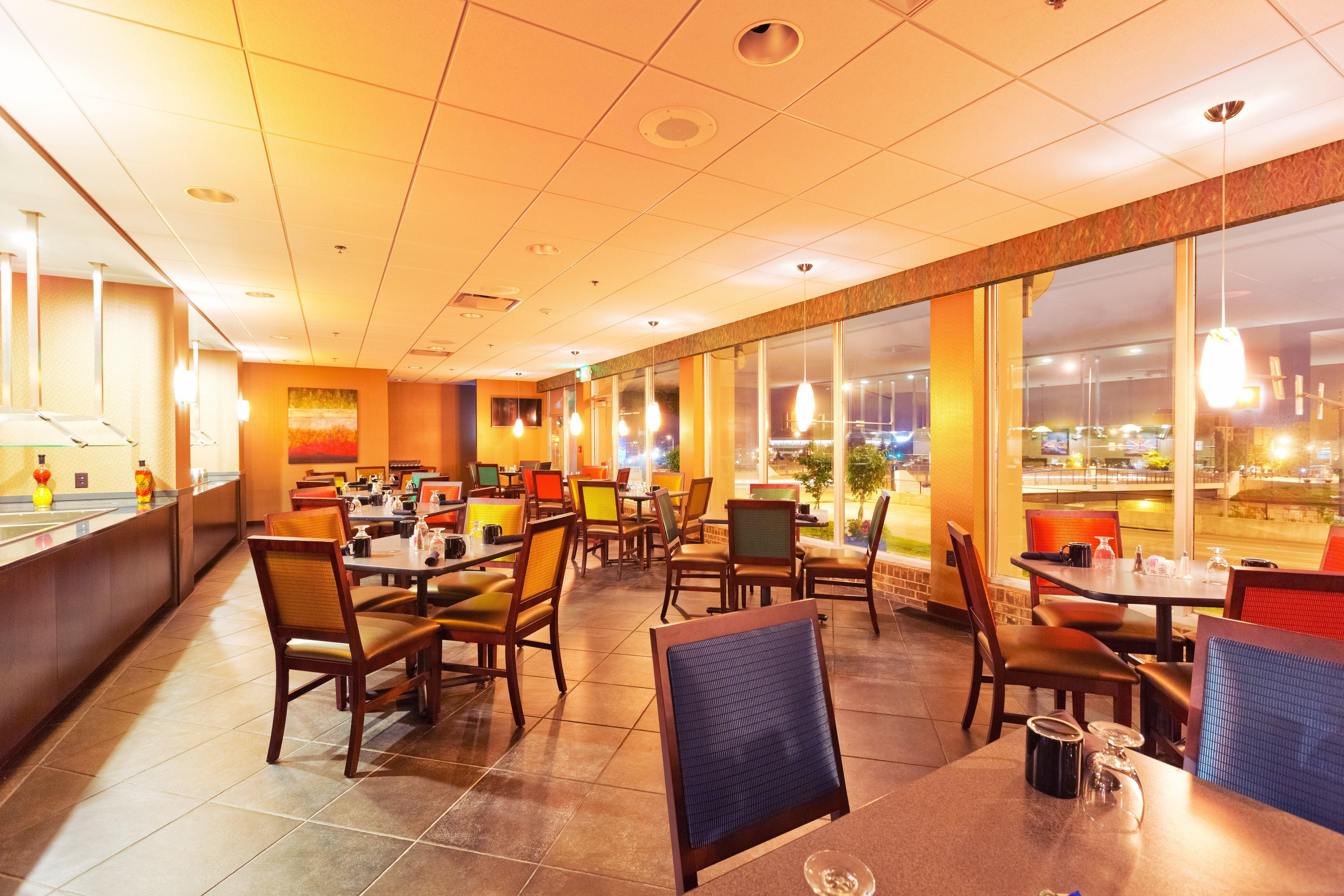 Holiday Inn Des Moines-Downtown-Mercy Campus By Ihg Exterior foto
